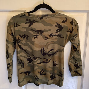 Hayden Girls Camo Shirt, Size S, Green